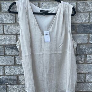 NWT Banana Republic White Sleeveless Top - Workwear Office / Professional